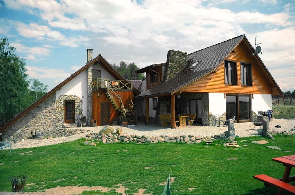 Łagów Rancho Zapotocznyヴィラ エクステリア 写真
